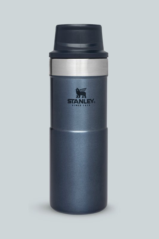 Stanley classic trigger-action travel mug nightfall 0,47 liters