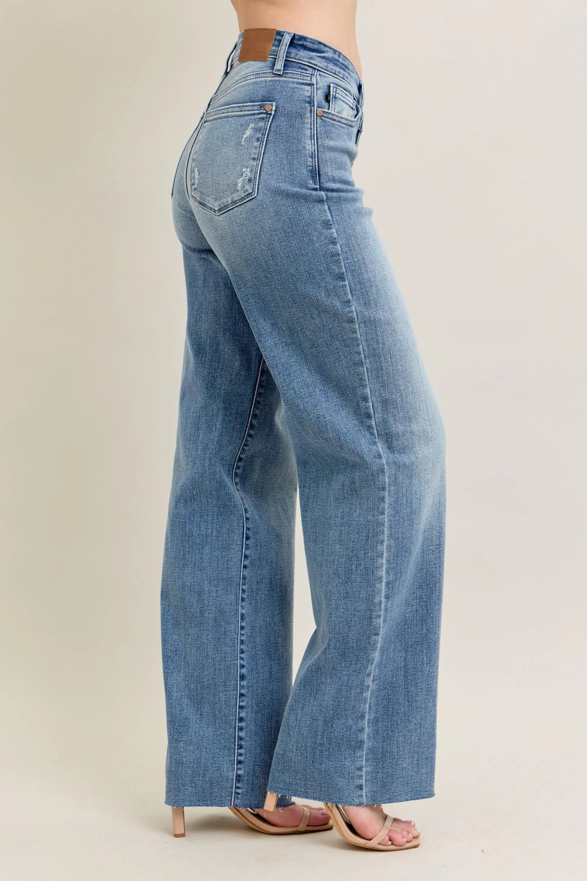 https://cdn.shopify.com/s/files/1/0605/3992/8747/files/2fc929a753624240a671d88c11669e9d-Max-Origin.webp?v=1749613439