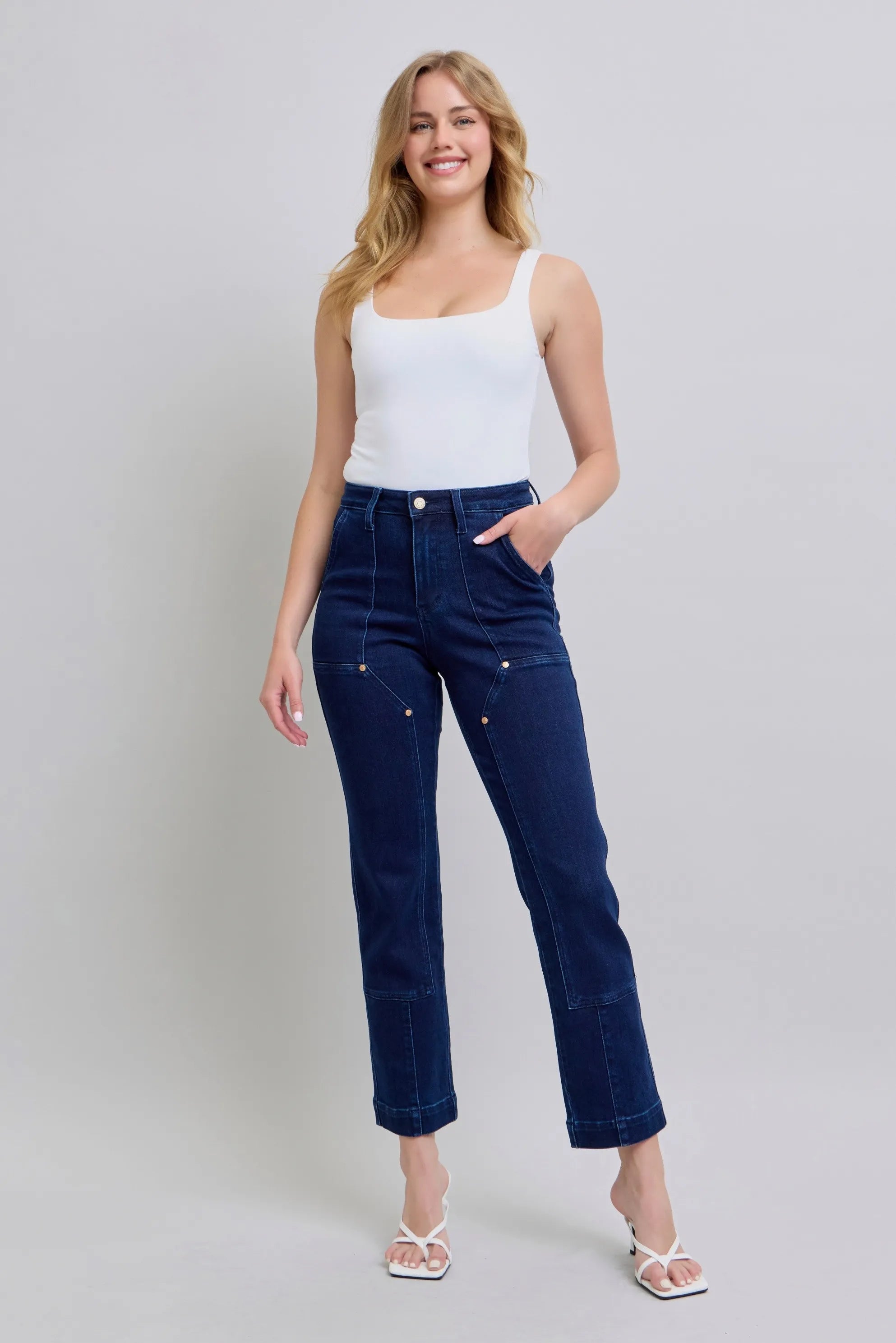 https://cdn.shopify.com/s/files/1/0605/3992/8747/files/4519ddd3b25f4c5392876b36b00e040c-Max-Origin.webp?v=1749530301