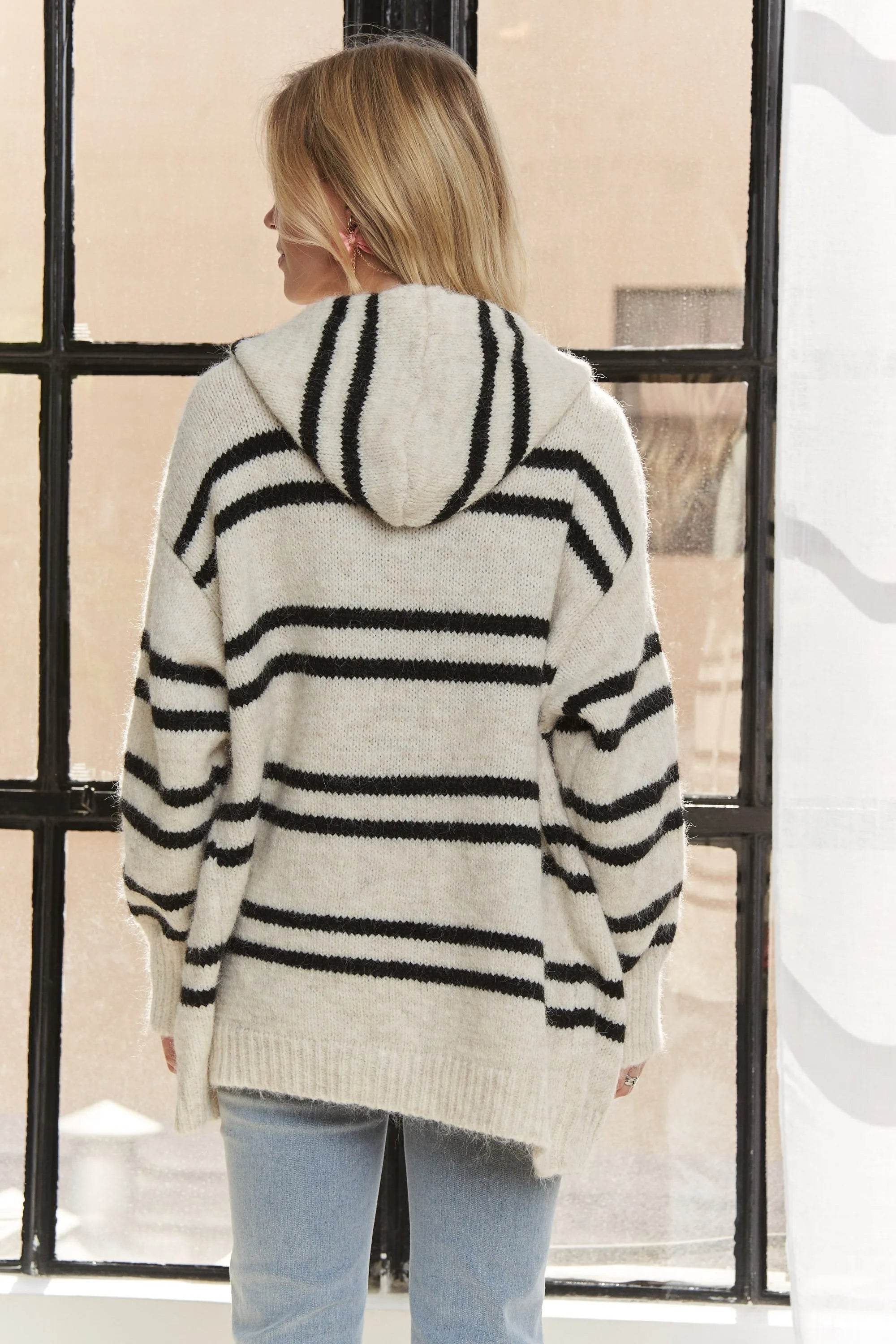 https://cdn.shopify.com/s/files/1/0605/3992/8747/files/498c997c19104a5e9013c4710b4fd5aa-Max-Origin.webp?v=1746090001