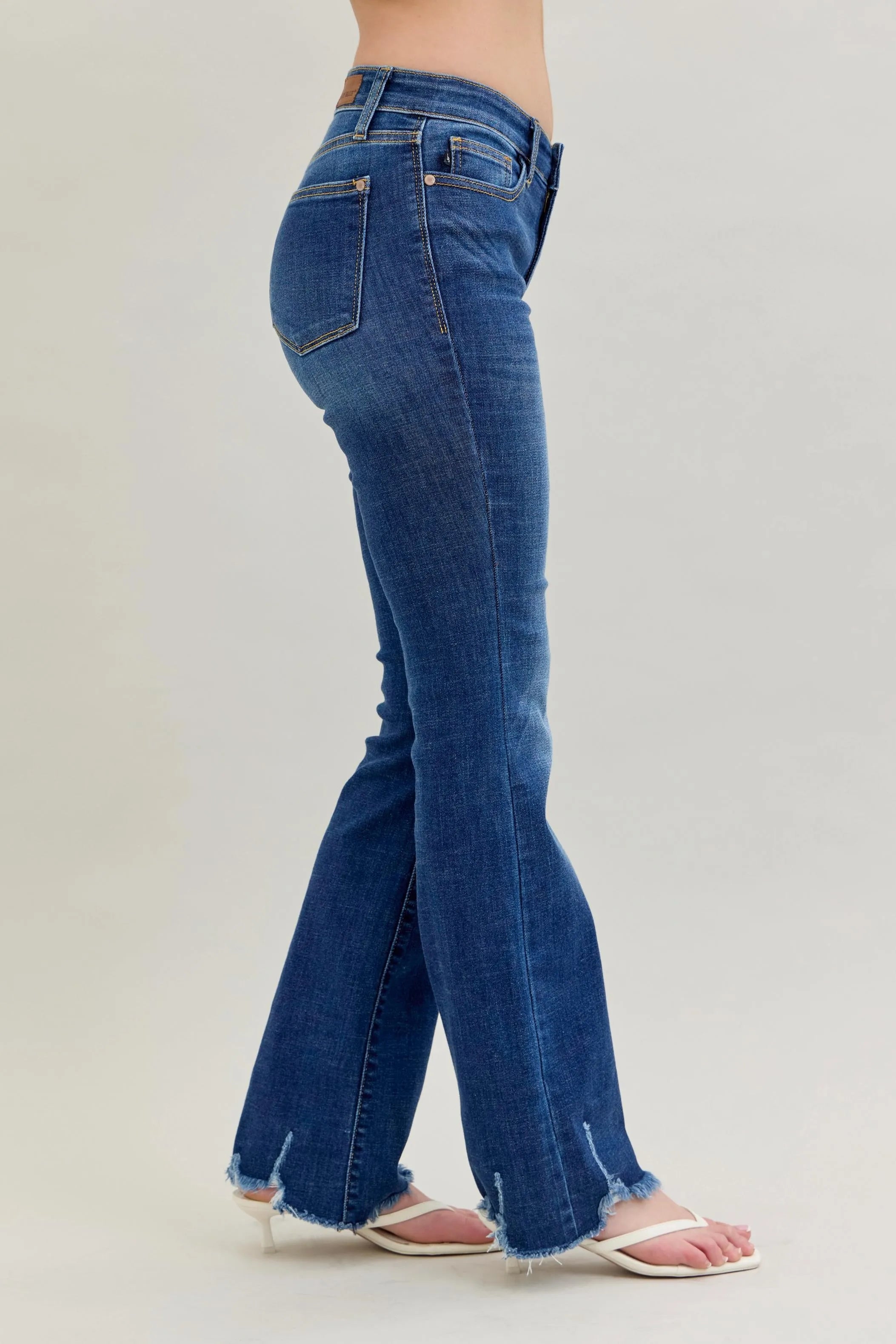 https://cdn.shopify.com/s/files/1/0605/3992/8747/files/763068f051ea40729540a9cd018bf0c2-Max-Origin.webp?v=1748490826