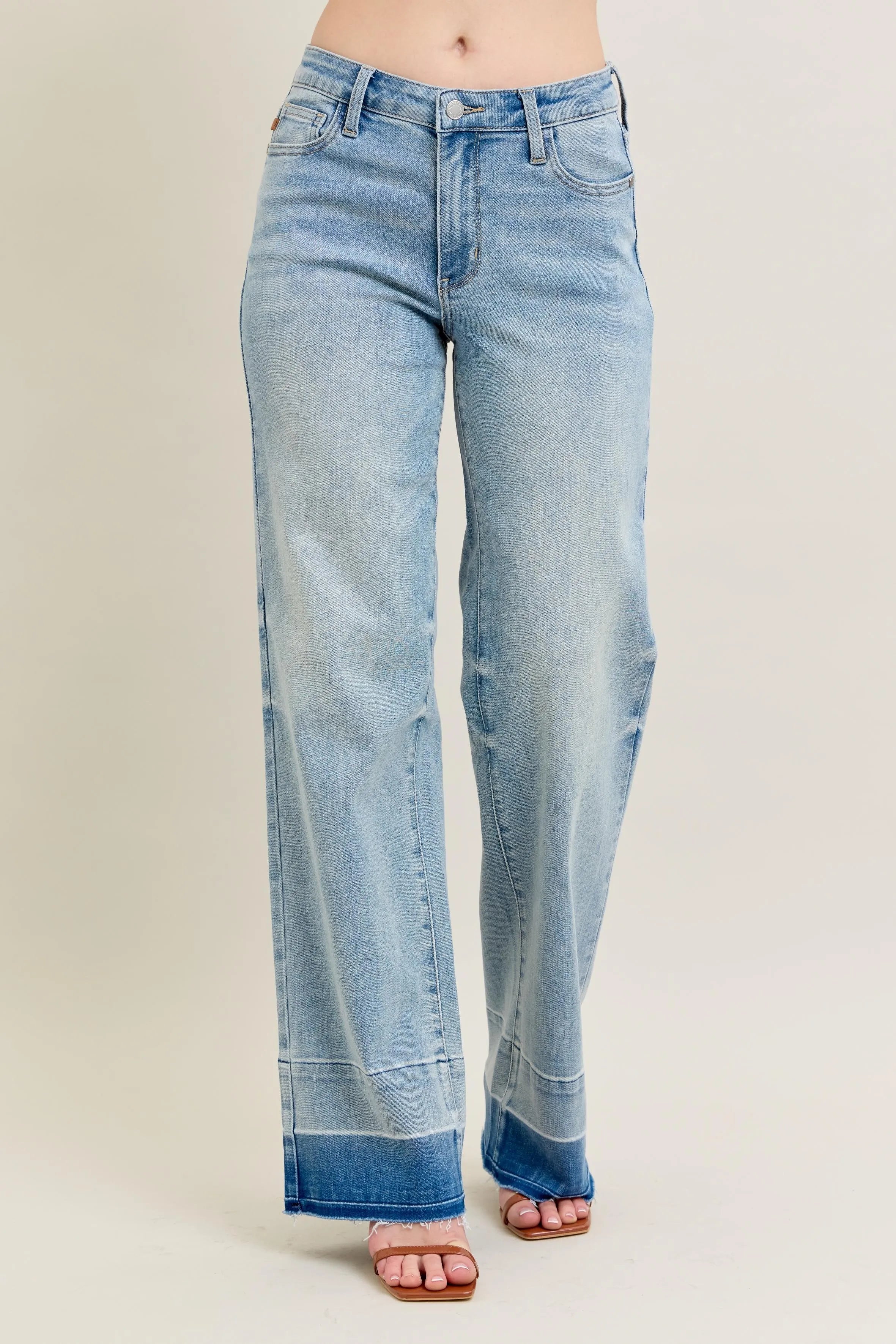 https://cdn.shopify.com/s/files/1/0605/3992/8747/files/d890fd6819034cf2badbbeefb48d11bd-Max-Origin.webp?v=1748345724