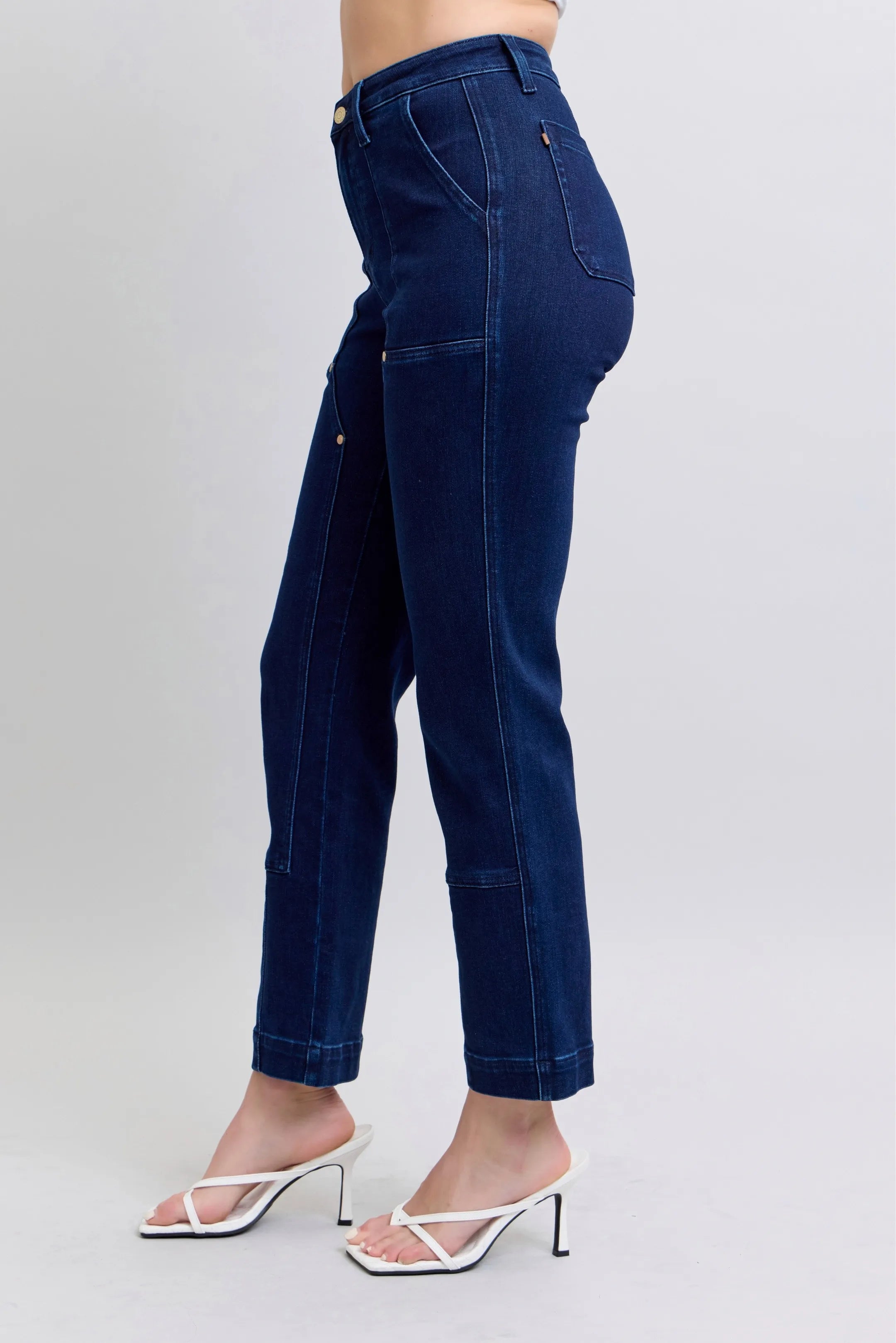 https://cdn.shopify.com/s/files/1/0605/3992/8747/files/de29d62b6f95427fbab0cd60dcd7966b-Max-Origin.webp?v=1749530301