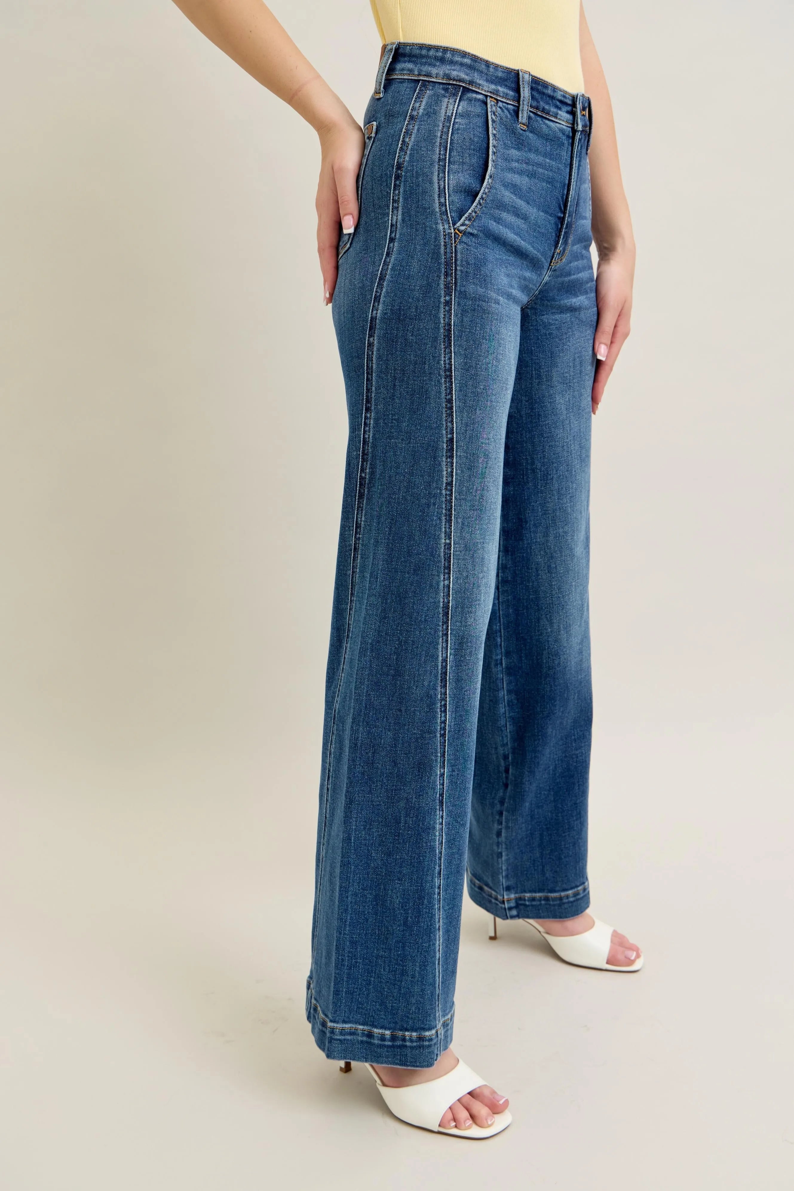 https://cdn.shopify.com/s/files/1/0605/3992/8747/files/f4f61b6821cc4ef98766e57ab03be0de-Max-Origin.webp?v=1749029088