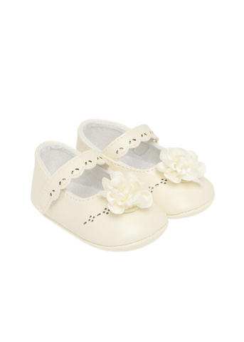Elegant Cream Ballet Flats with Buckle and Flower col 69 art 9688 Mayoral