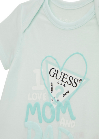 Set 2 Piese, Body Verde Menta cu Maneca Scurta I love Mom & Dad si Pantaloni Scurti H4GW07 Guess