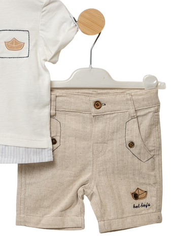 Set 2 Piese Tricou Ivory cu Bleu cu Barcute si Pantaloni Scurti Bej 6754 Bili Baby