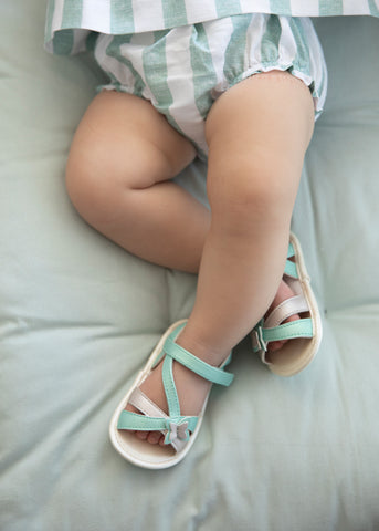 sandale vernil fete bebelusi
