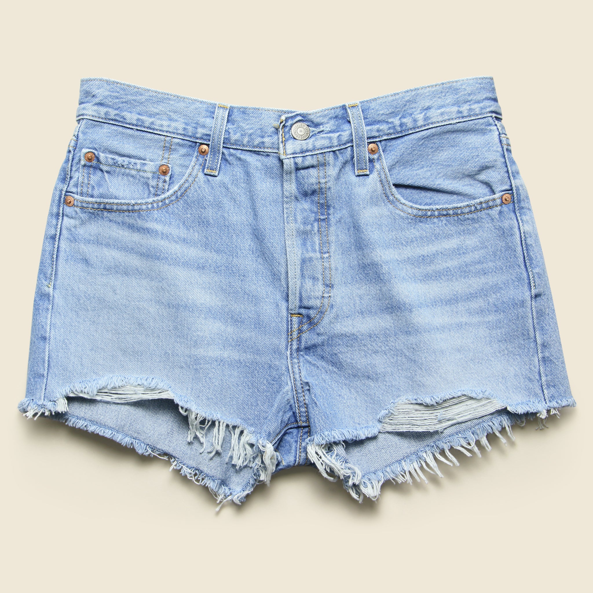 levis light wash shorts