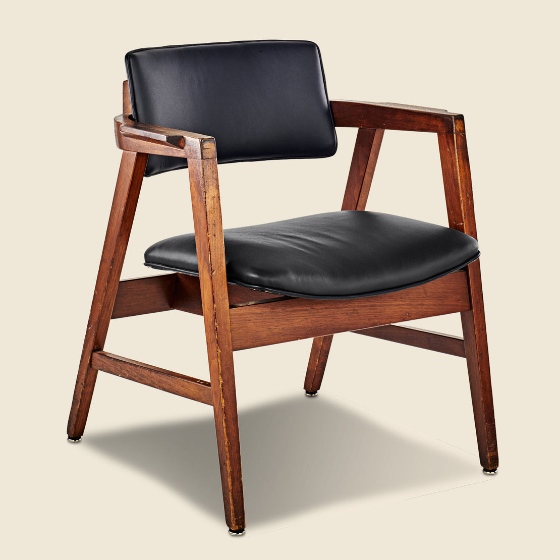 midcentury gunlocke chair