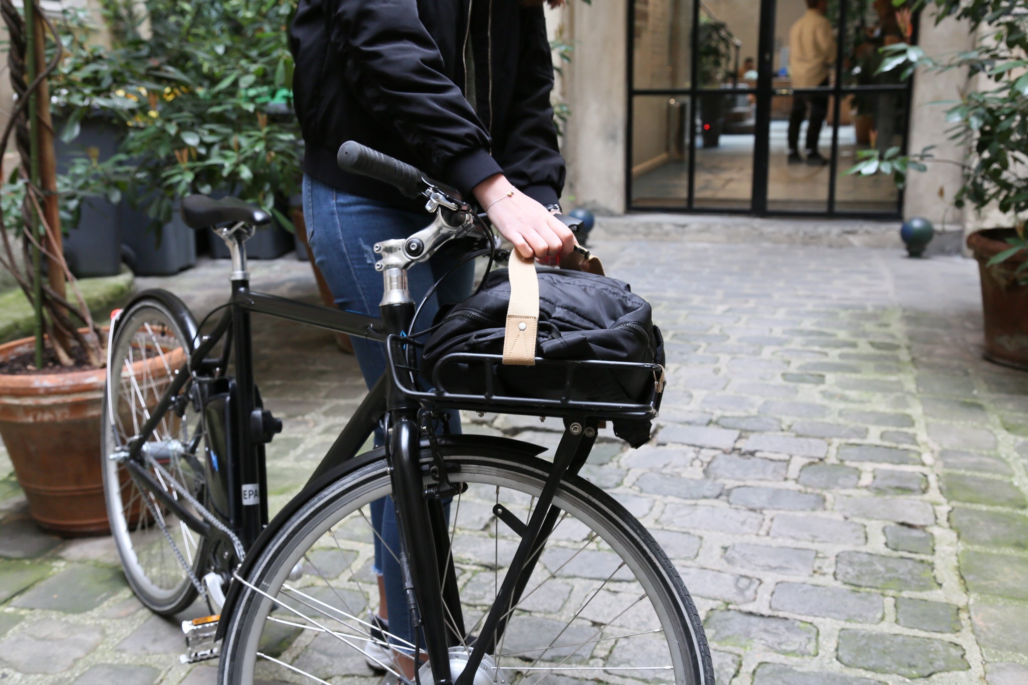 INOOMP Vélos Sac Suspendu pour Véhicule Électrique Sacs De Rangement pour  Scooter Sac De Guidon Portable Sac De Vélo Étanche Bâche Grande Capacité  Sac