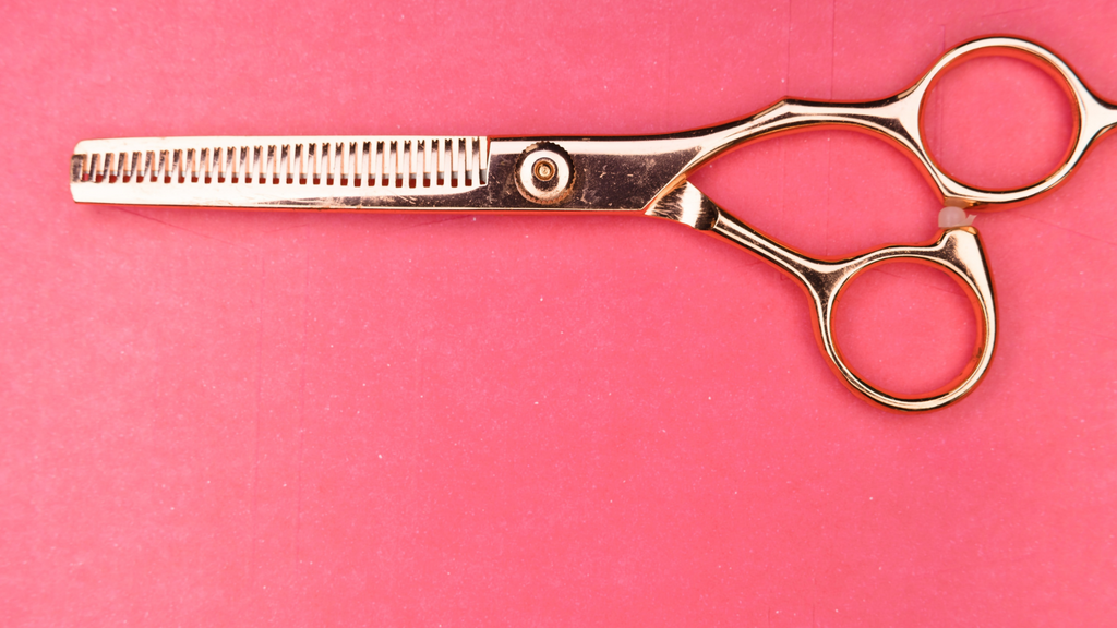 Hairdryers scissors for curly cut.