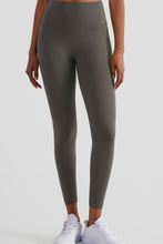 Load image into Gallery viewer, High-Rise Elastic Waistband Cropped Yoga Leggings
