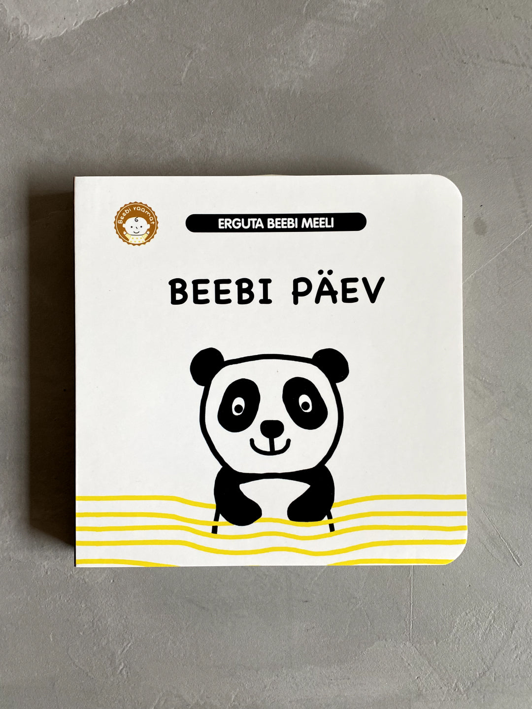 Raamat Beebi päev, erguta beebi meeli, Baby book