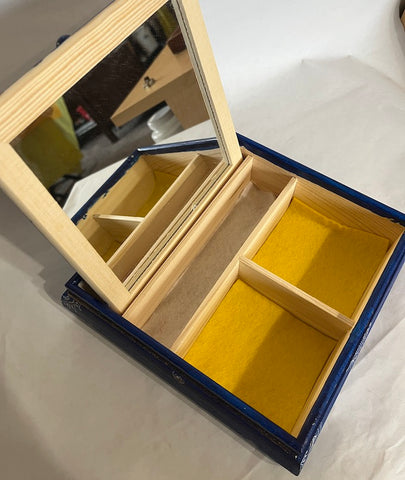 wooden jewelry box with mirror and compartment