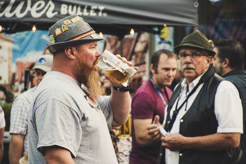 chope de bière oktoberfest 2023