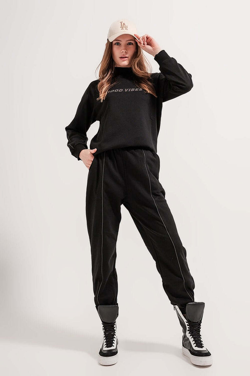 Joggers With Drawstring Waist and Front Seam in Black