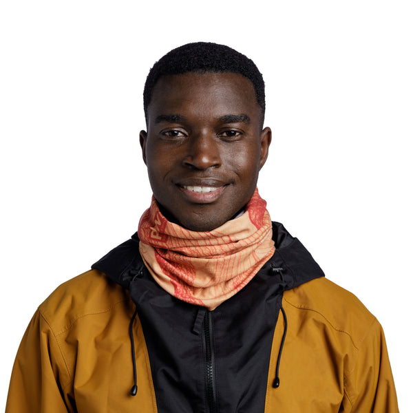 guy wearing a buff neck gaiter