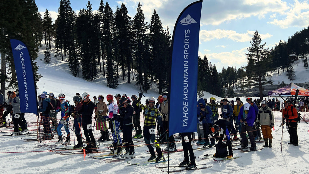 Folks at the starting line of a skimo race