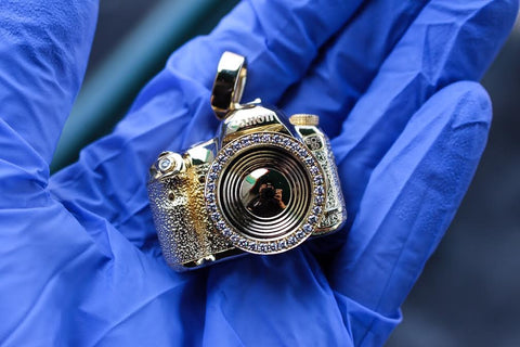 custom camera pendant