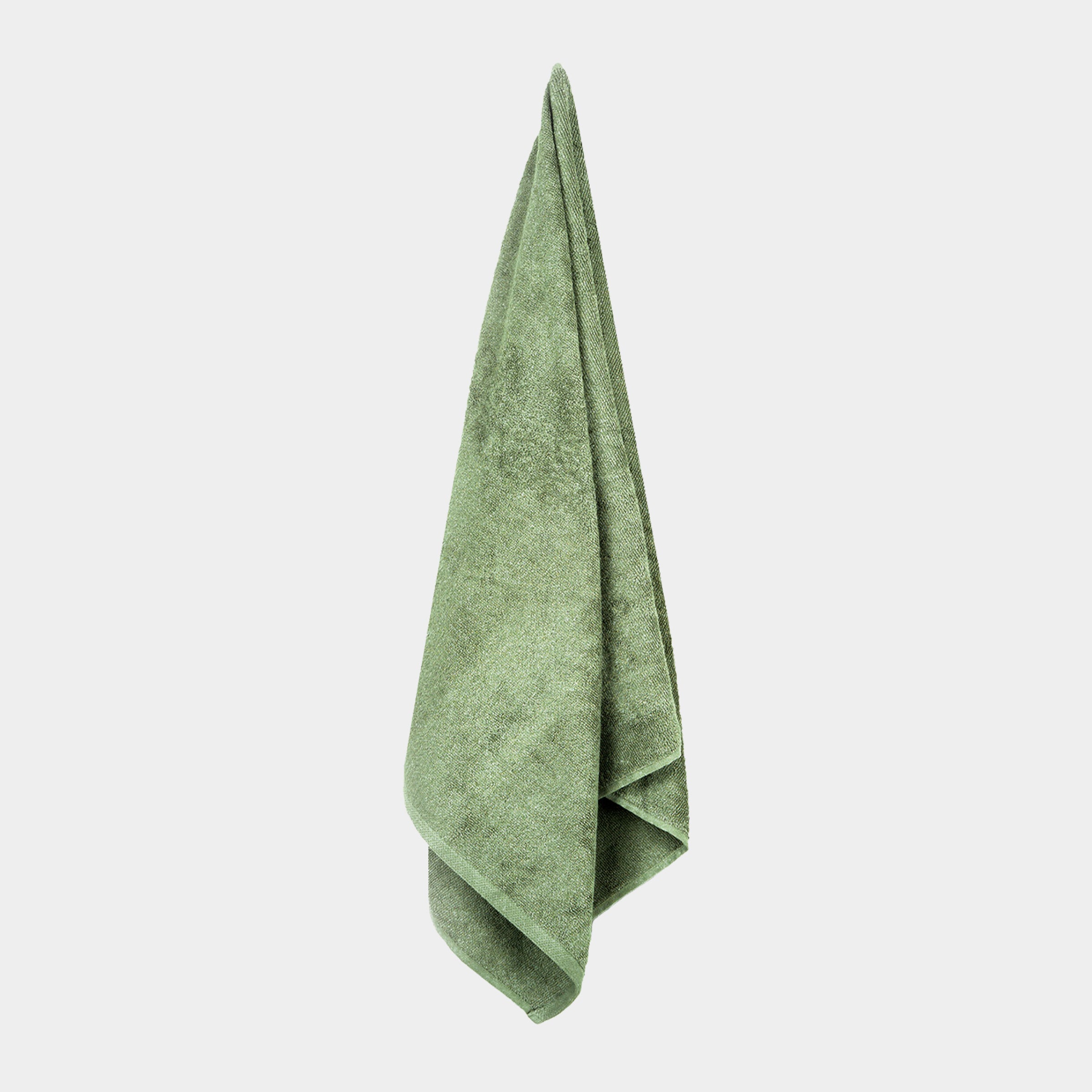 Se Bambus badehåndklæde 50x90 cm olivengrønt fra Nordic Weaving hos Bambustøj.dk