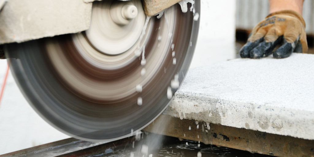 Diamond cutting disc in wet cutting when cutting stones Angle grinder