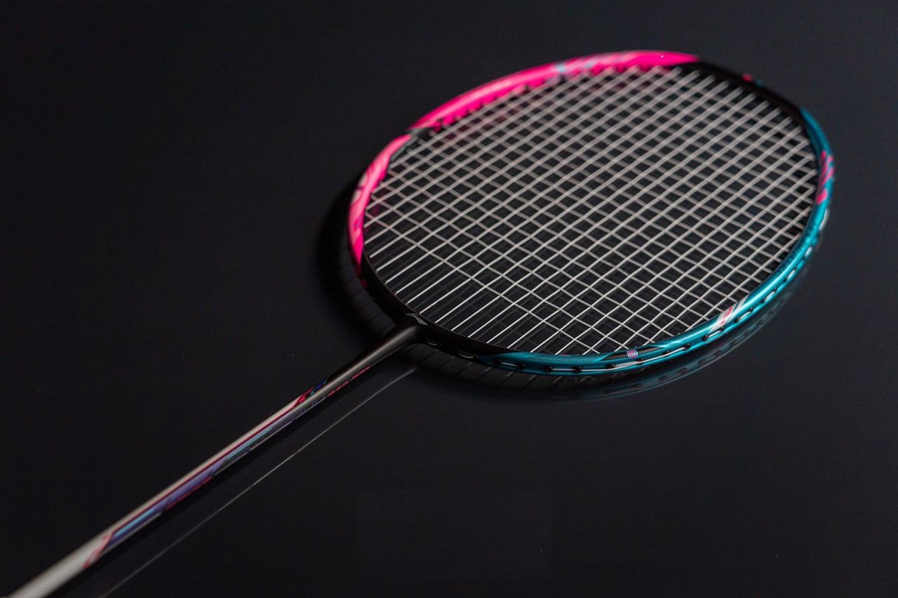 Li Ning Halbertec 8000