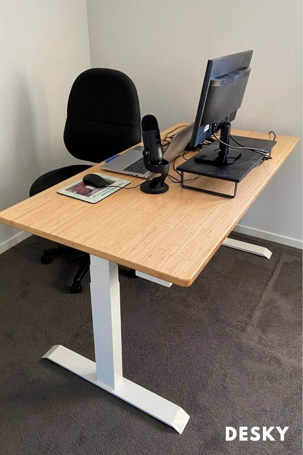 Home office adjustable sit stand desk
