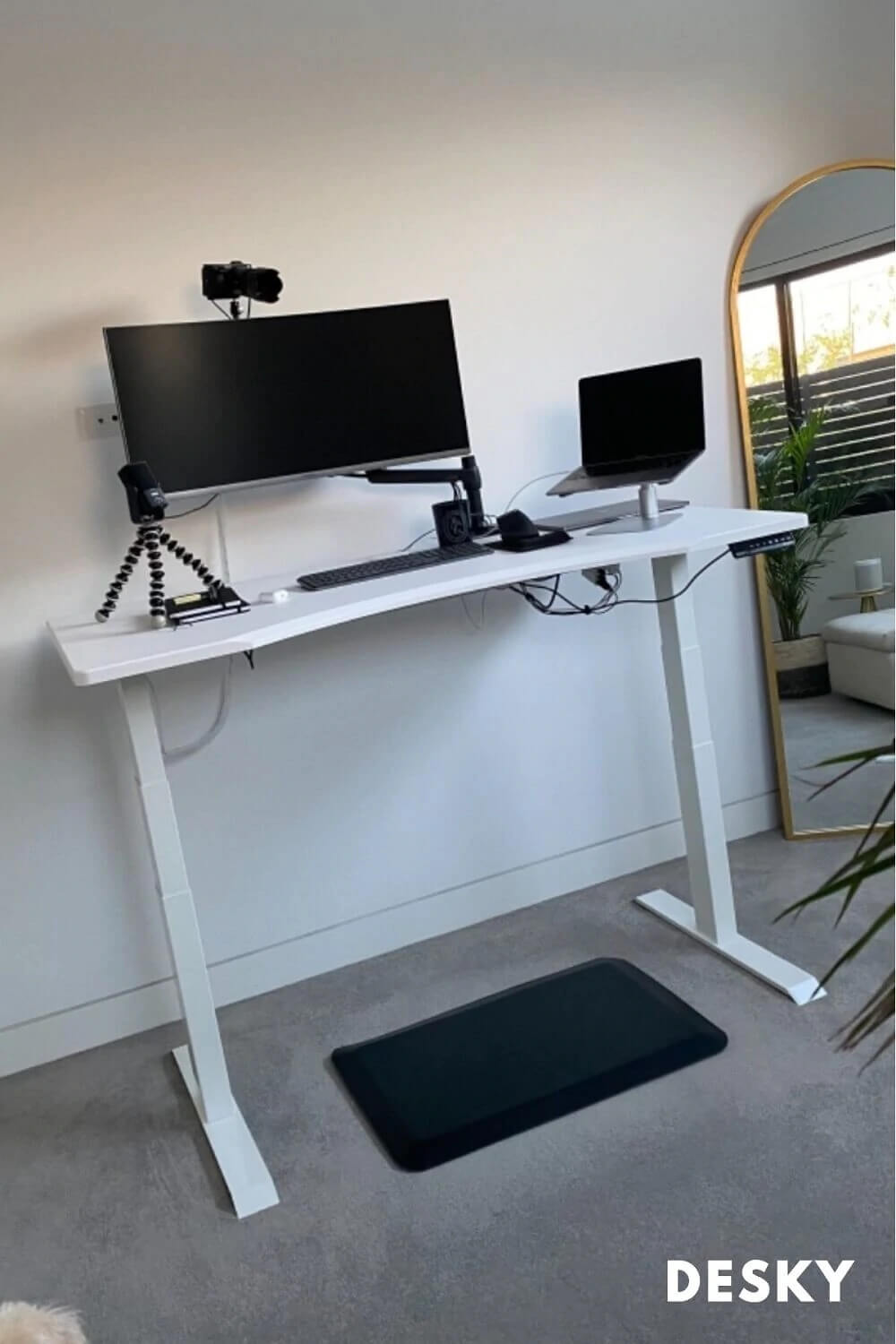 Sit stand desk with anti fatigue mat