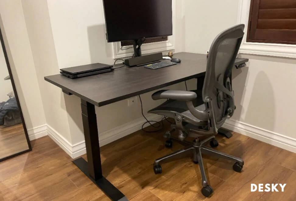 Best Standing Desk Chair, Improves Posture and Helps Prevent Sciatica –  Ergo Impact