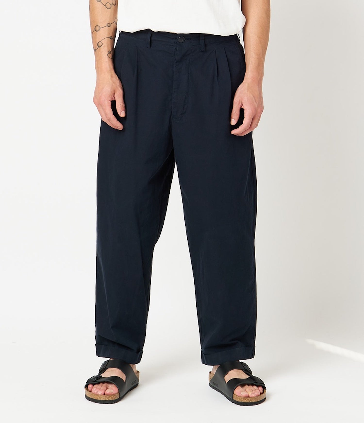 MERZ B. SCHWANEN PLEATED FRONT PANTS - DARK NAVY