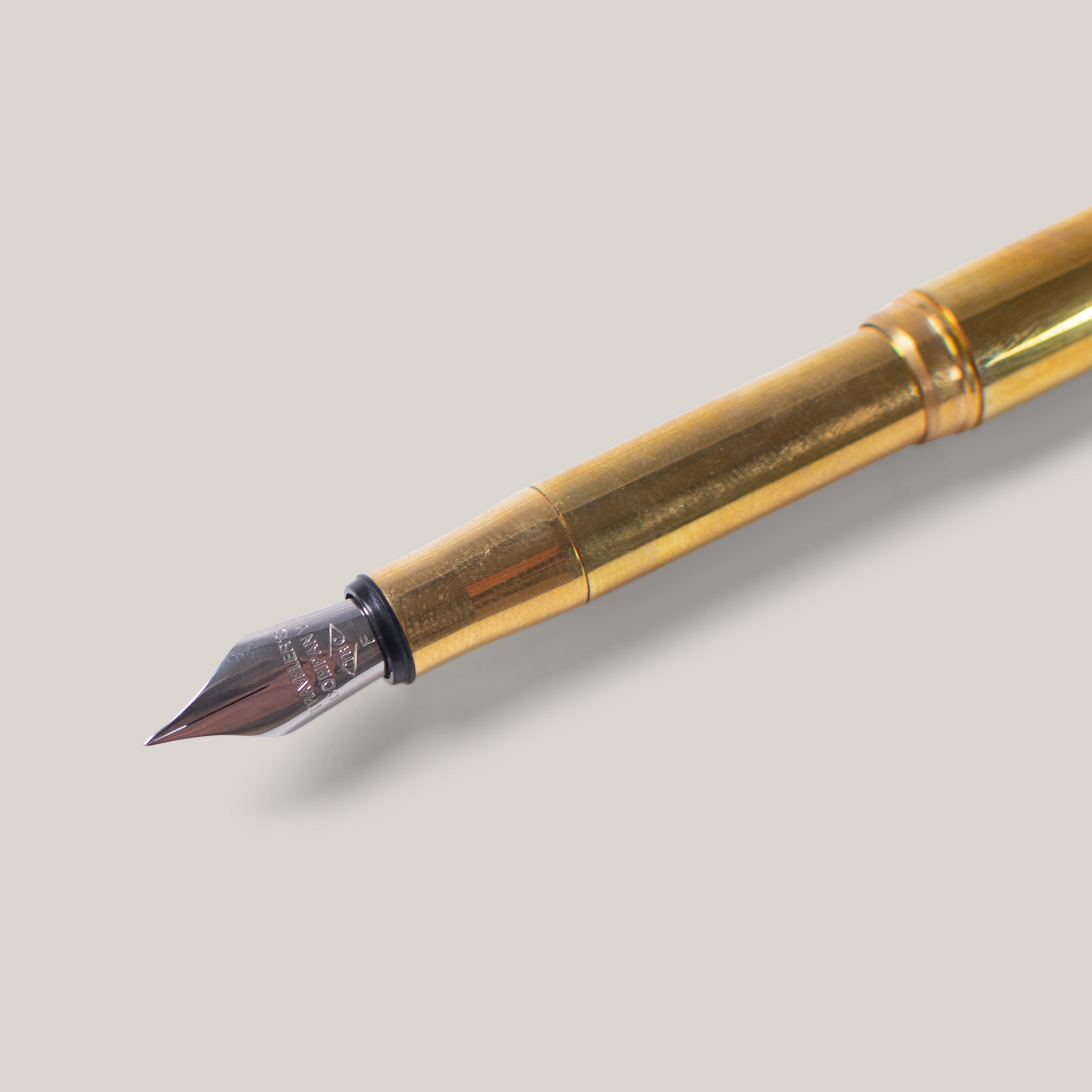 TRAVELER'S COMPANY BRASS FOUNTAIN PEN