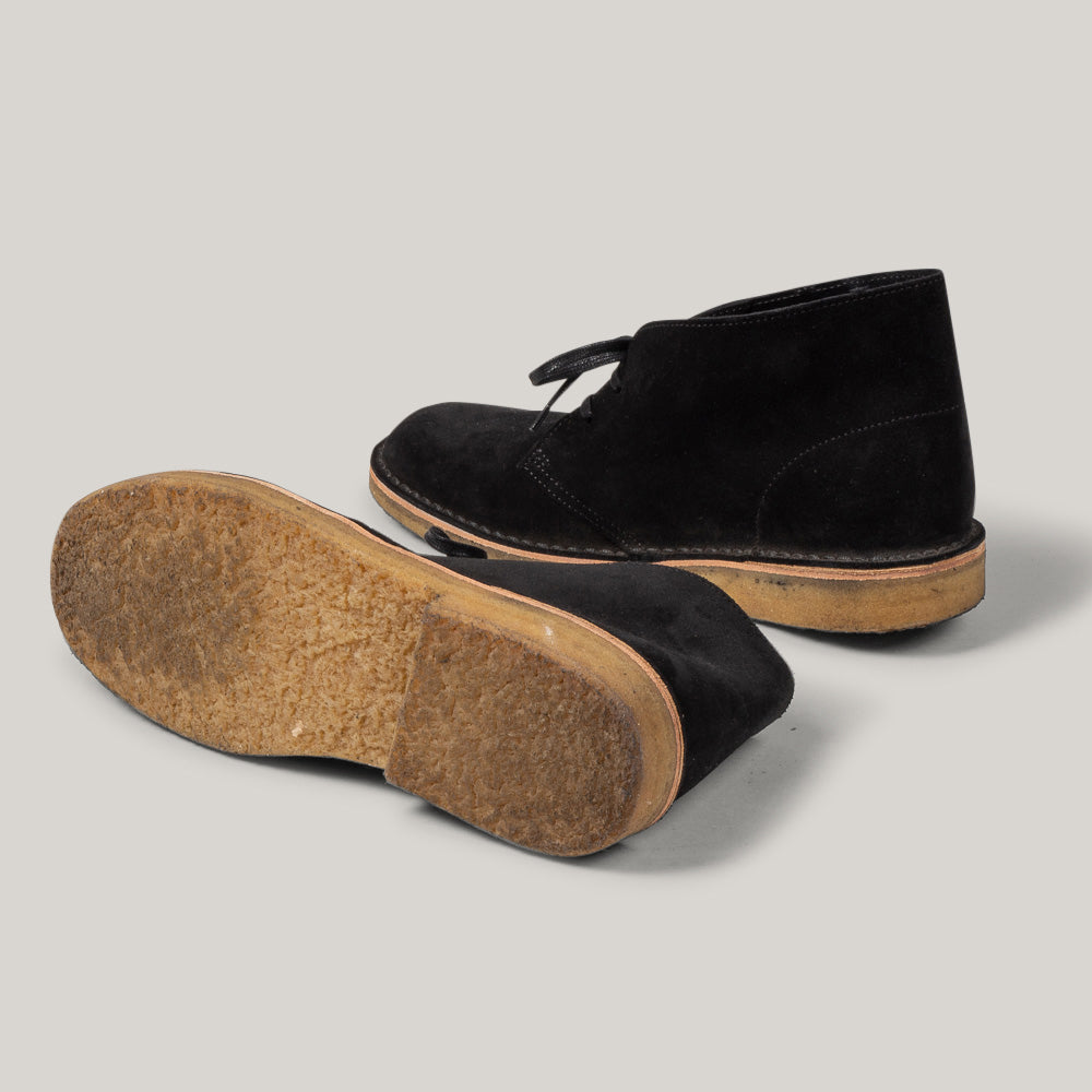 USED CLARKS SUEDE DESERT BOOT - BLACK