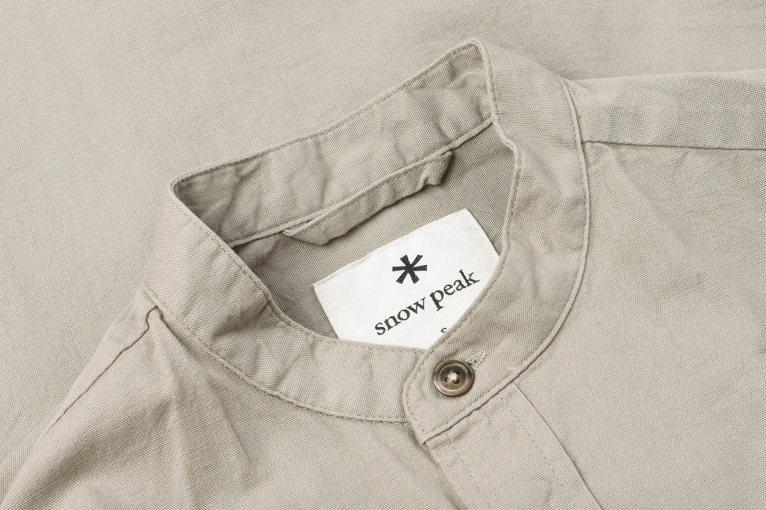 USED SNOW PEAK OG POPLIN STAND COLLAR SHIRT - BEIGE