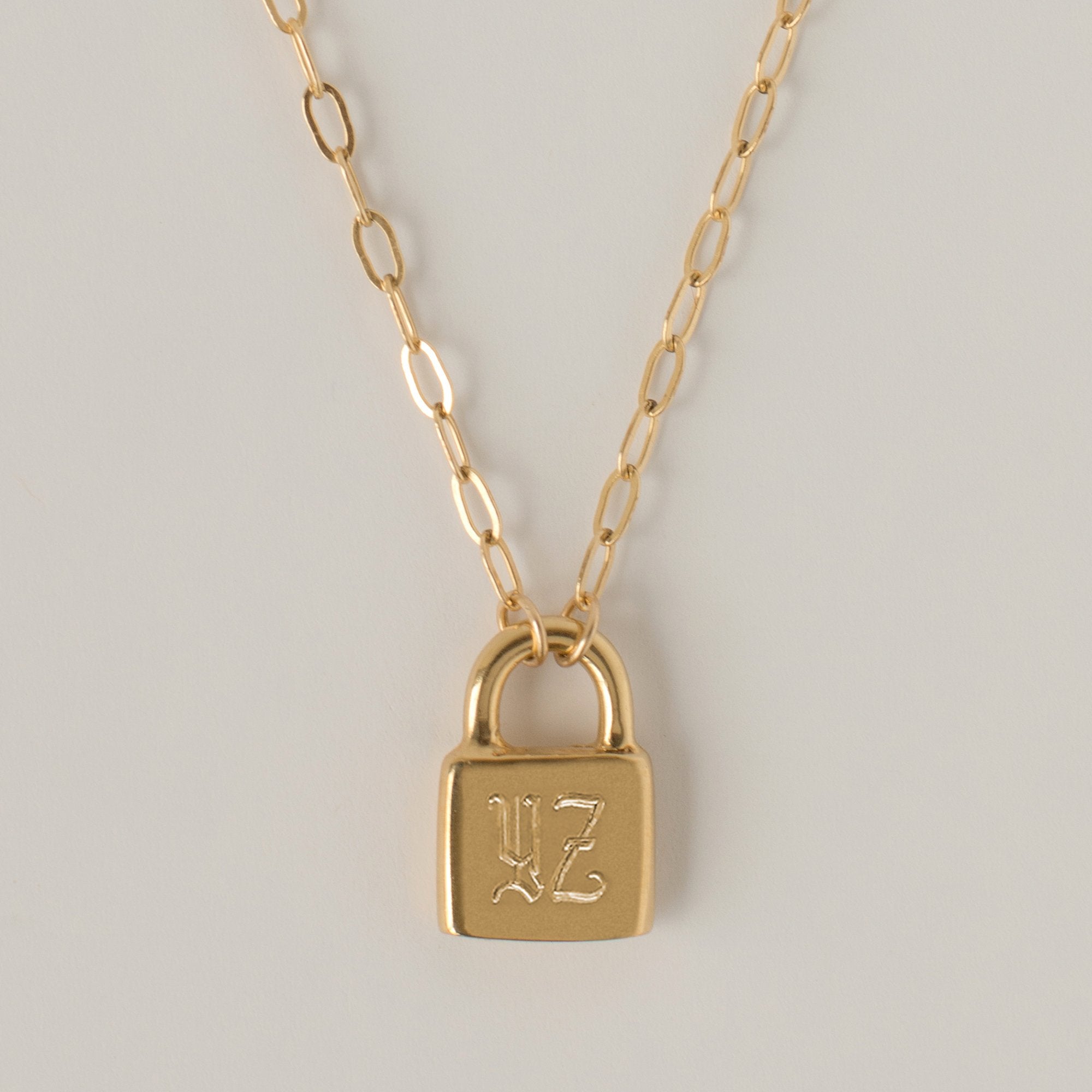 MEREWIF HOLMES PADLOCK NECKLACE