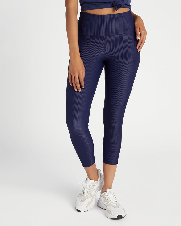 Directional Legging