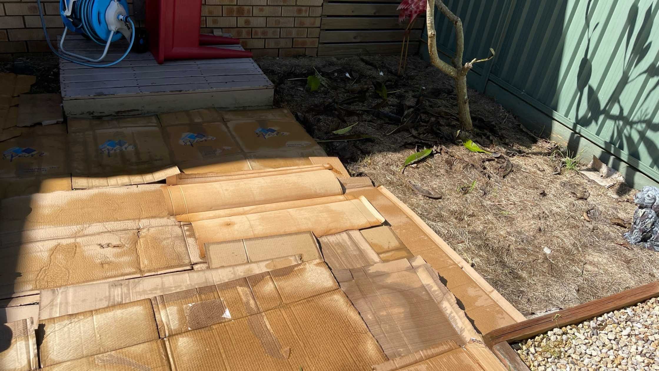 Garden - cardboard boxes as sheet mulching