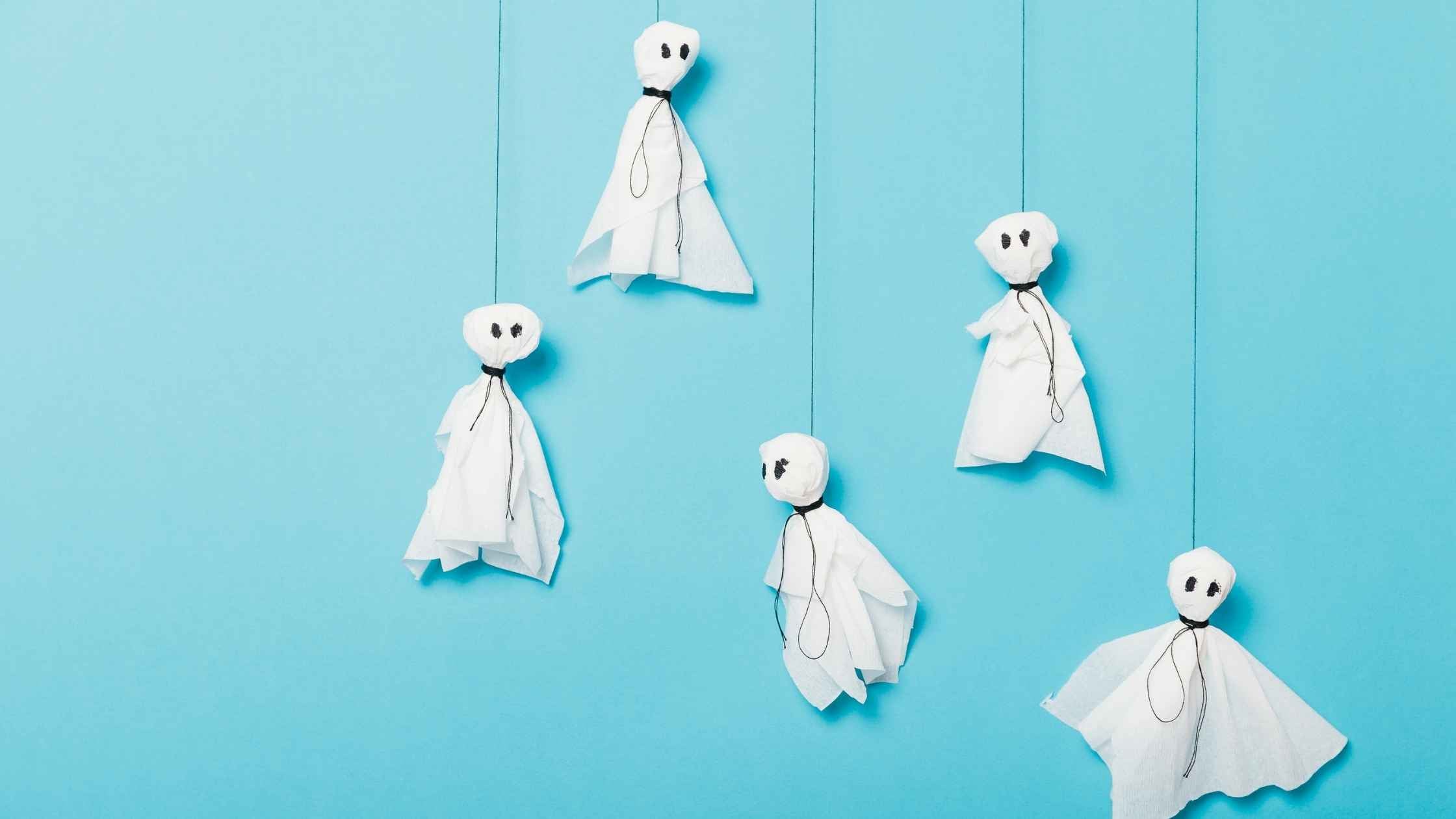 Halloween crafts for kids - spooky ghosts