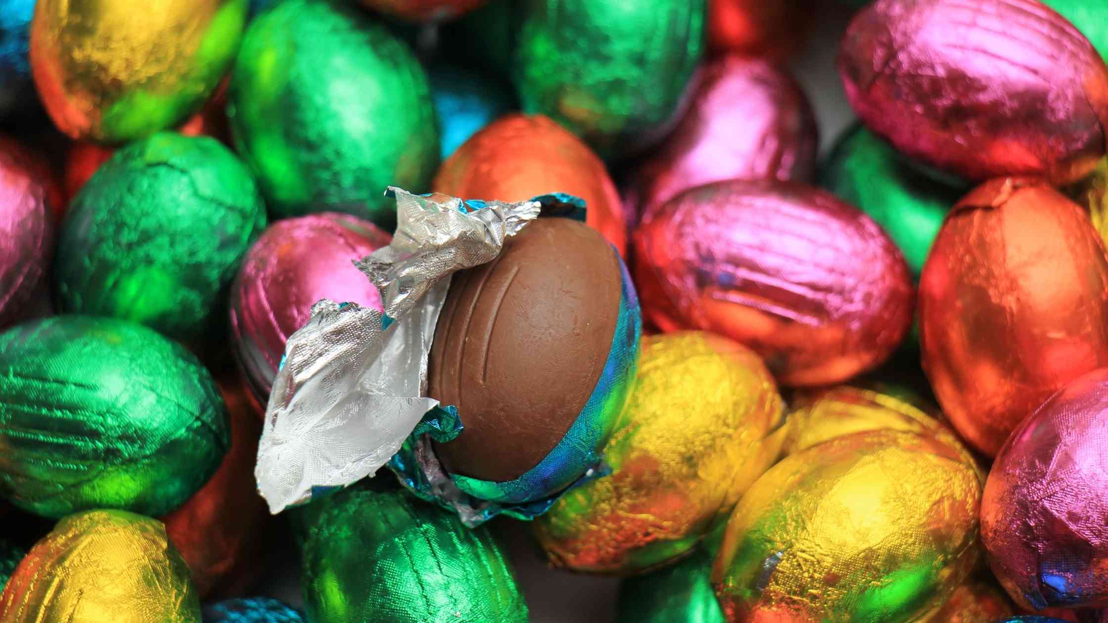 eco-friendly Easter tips - Easter egg foil is recyclable