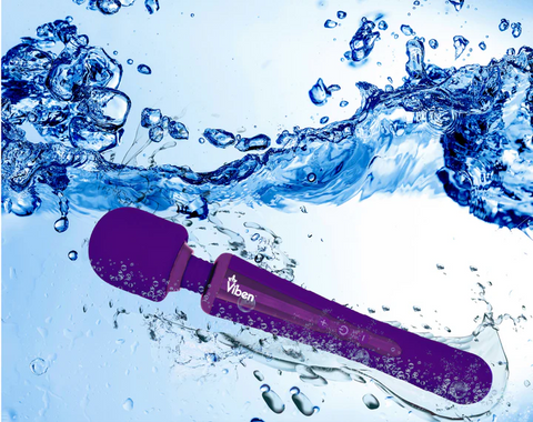 Viben Obsession Waterproof Rumbly Wand Vibrator -Purple in water