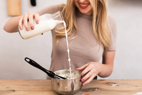 Astuces de chefs - Comment faire de la mousse de lait sans machine - TCHAC,  cuisinez simple et pointu