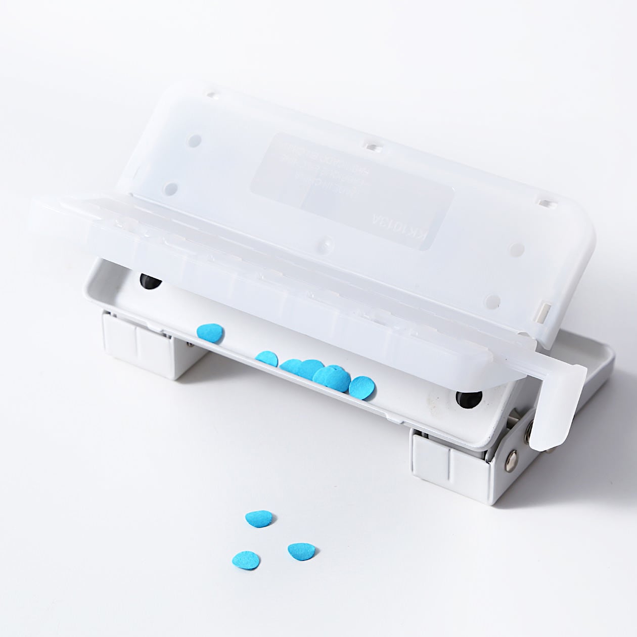 Polypropylene 2 Hole Puncher