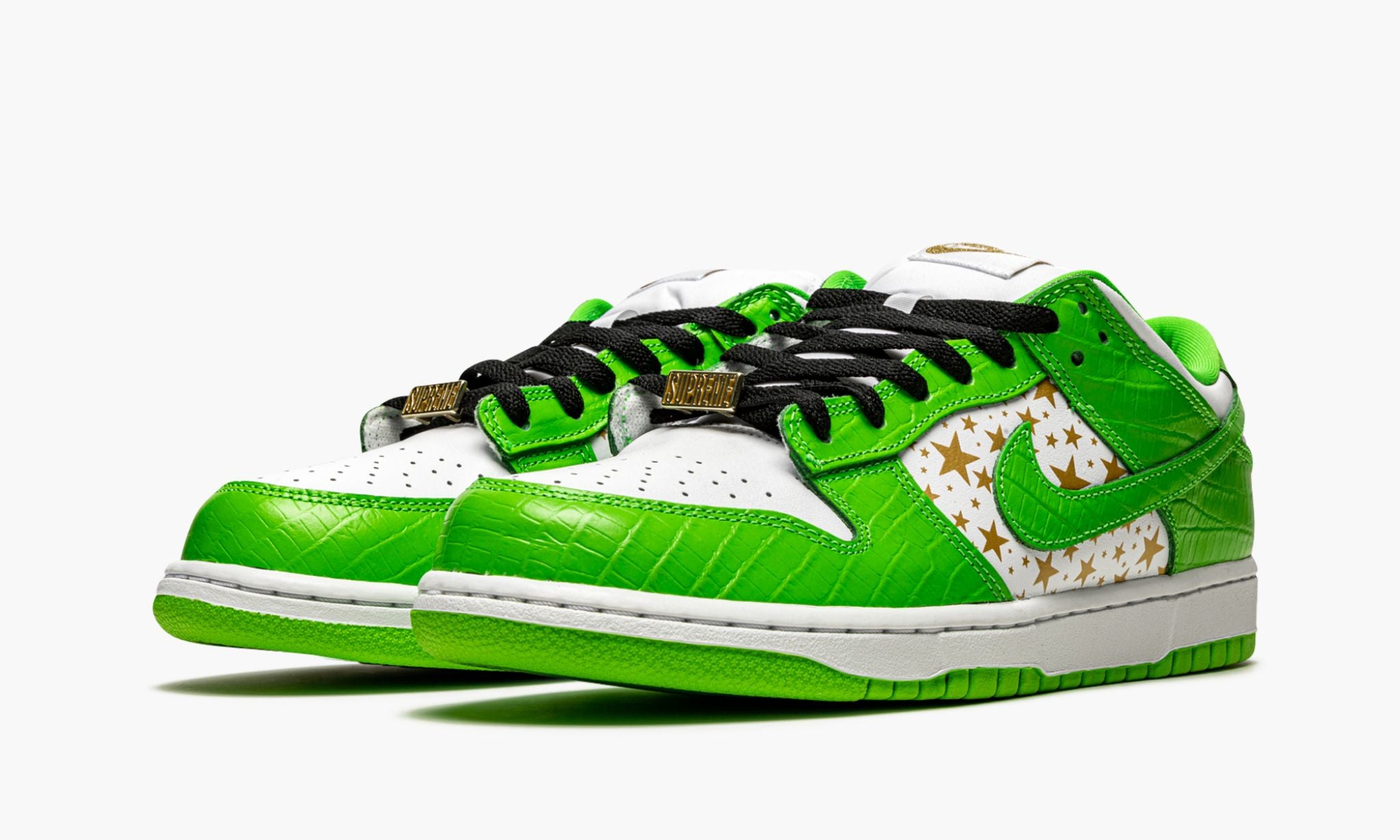 entre Brújula Aburrir Nike SB Dunk Low Supreme Stars Mean Green (2021) – Kicks Circuit