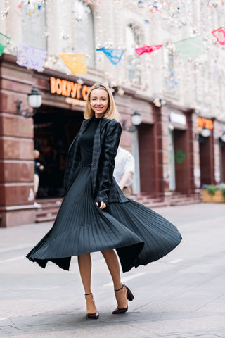 nataly osmann smart woman black skirt fashion icon game