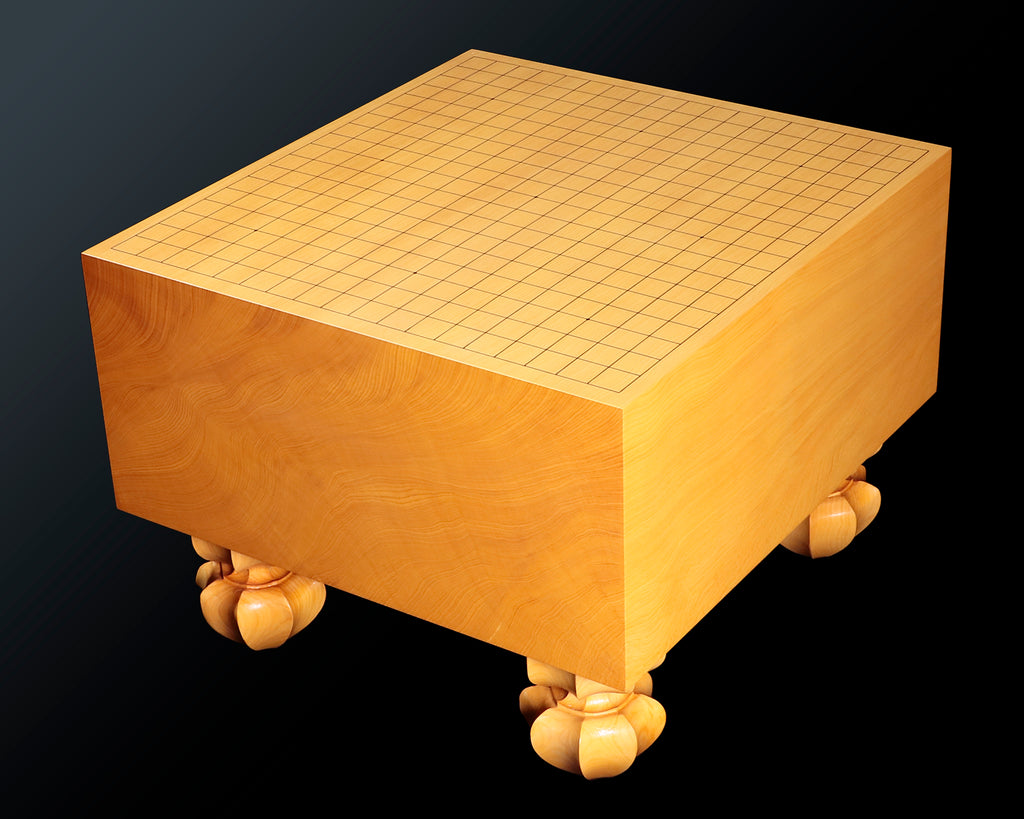 日本産本榧脚付き碁盤5.3寸 木裏 木製カバー付き-