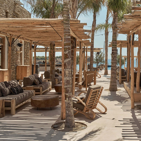 awkn_blog_best_mediterranean_beach_bars_scorpios_mykonos