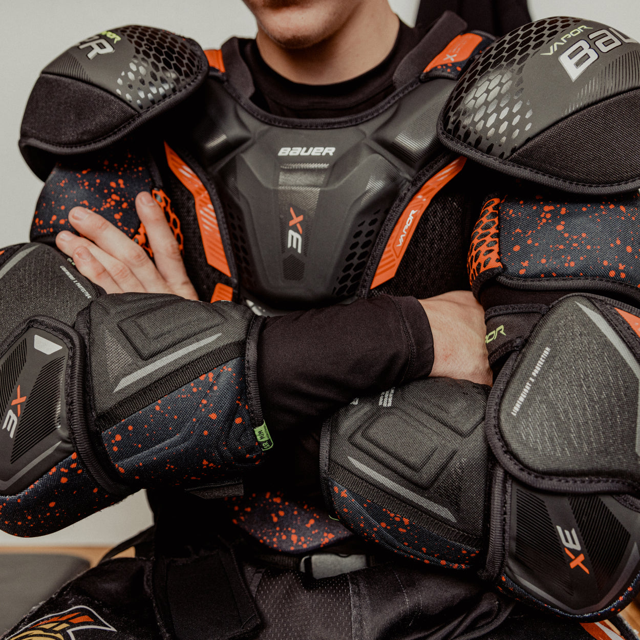 VAPOR 3X SHOULDER PAD INTERMEDIATE