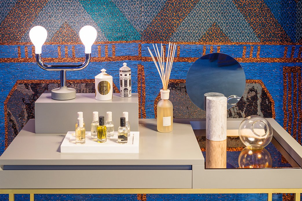 Perfumes in Paradise: New AVERY Perfume Gallery opens in Mykonos. - Scentury