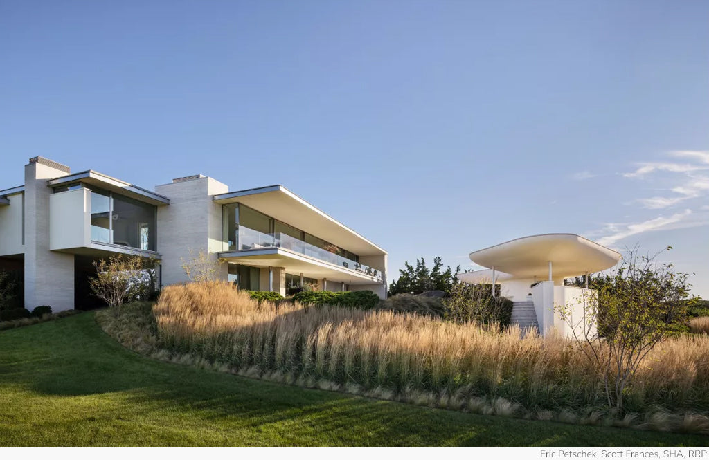 Bridgehampton Beach House by Steven Harris Architects and Rees Roberts & Partners