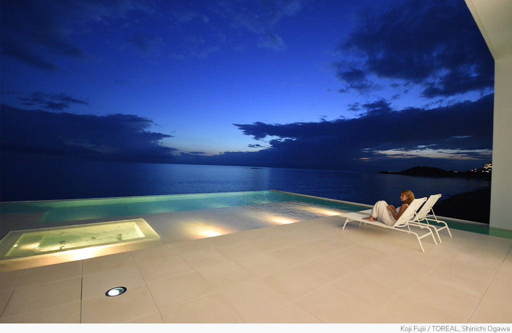 Skypool Villa by Shinichi Ogawa & Associates